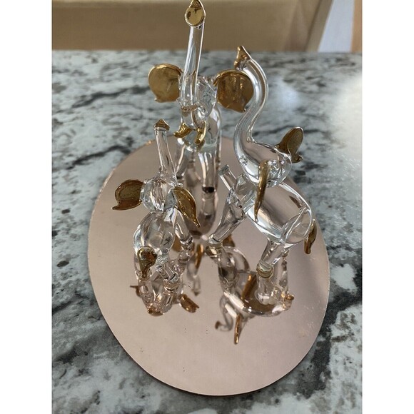 Vtg Clear Glass Elephants With Baby Figurine Gold Trim & Mirror 6x4x3 Trunks Up - Picture 6 of 7